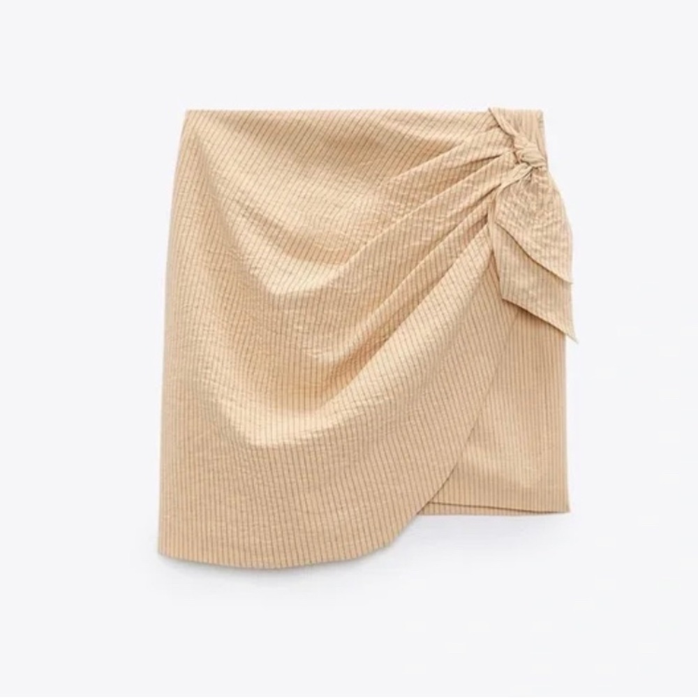 ZARA skirt. Striped